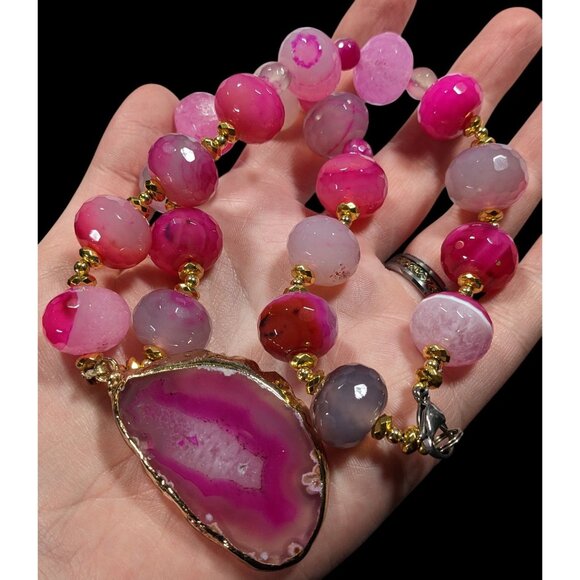 Glam Nature Inspired Pink Dyed Agate And Geode Slice Necklace - Picture 3 of 6